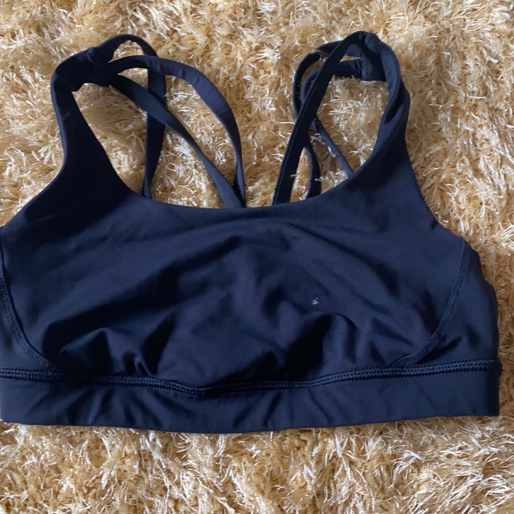 Lululemon bra size 6